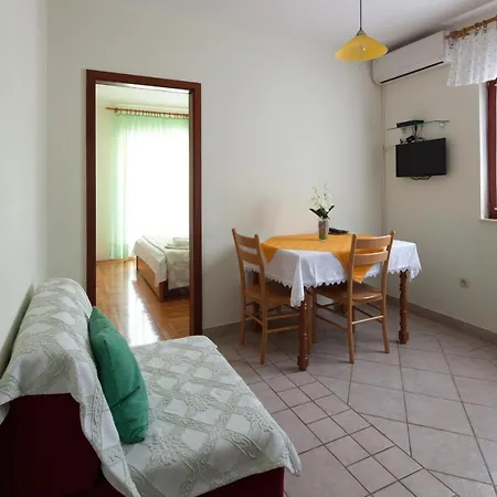 By The Sea Bilo - - 4191 Apartamento Primošten