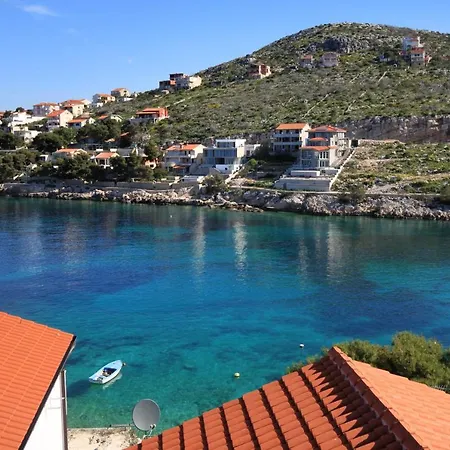 Apartments By The Sea Bilo, Primosten - 4191 Primosten