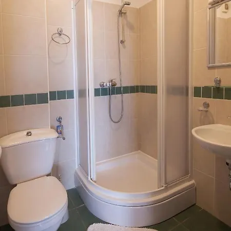 Apartman Apartments By The Sea Bilo, Primosten - 4191 Primosten