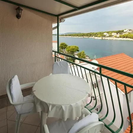 Apartments By The Sea Bilo, Primosten - 4191