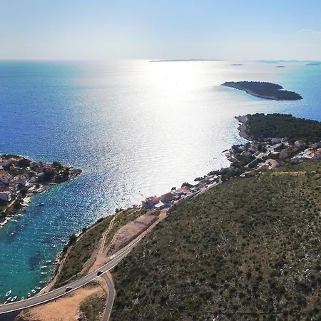 Apartment Apartments By The Sea Bilo, Primosten - 4191 Primosten