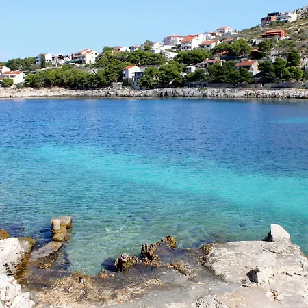 Apartments By The Sea Bilo, Primosten - 4191 Primosten