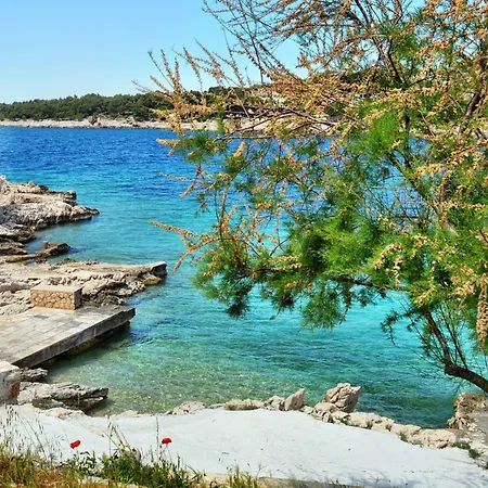 By The Sea Bilo, - 4191